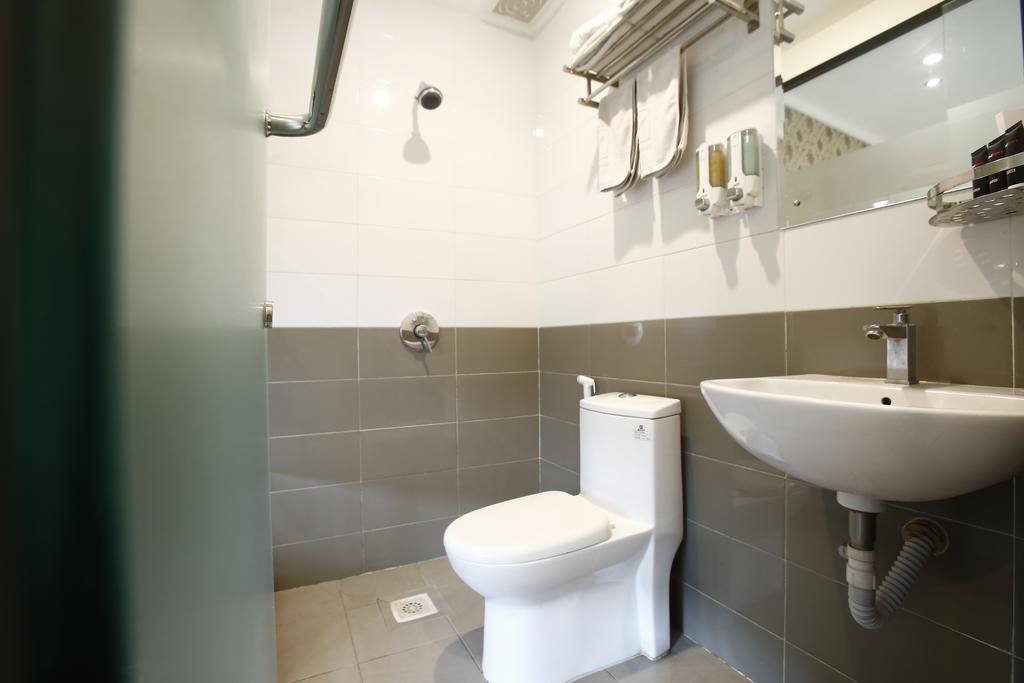 Hotel Reddoorz @ Gajah Mada Dżakarta Zewnętrze zdjęcie